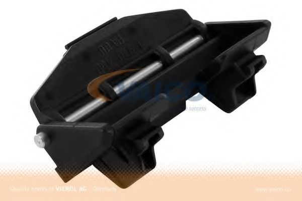 Елементи паливного бака (кришка паливного бака)  VAICO V201370